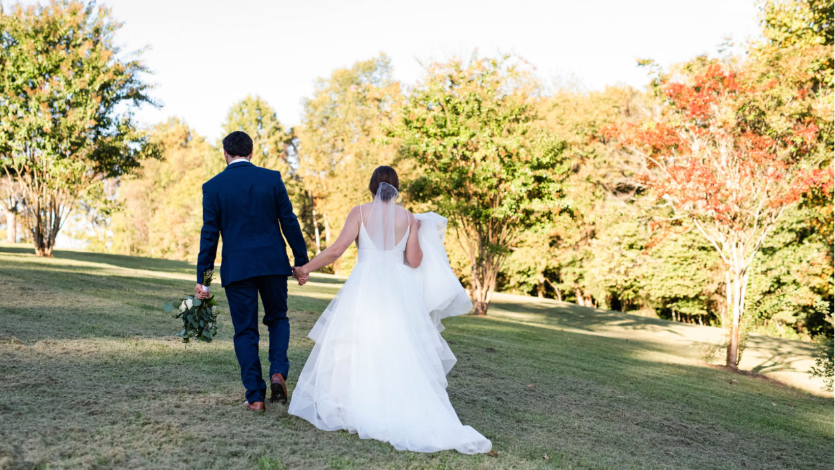 Bride and groom, fall wedding, wedding dress