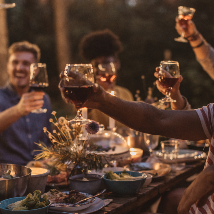 Thanksgiving meal, outdoor meals, fall festive, outdoor ambiance, thanksgiving patio, friendsgiving