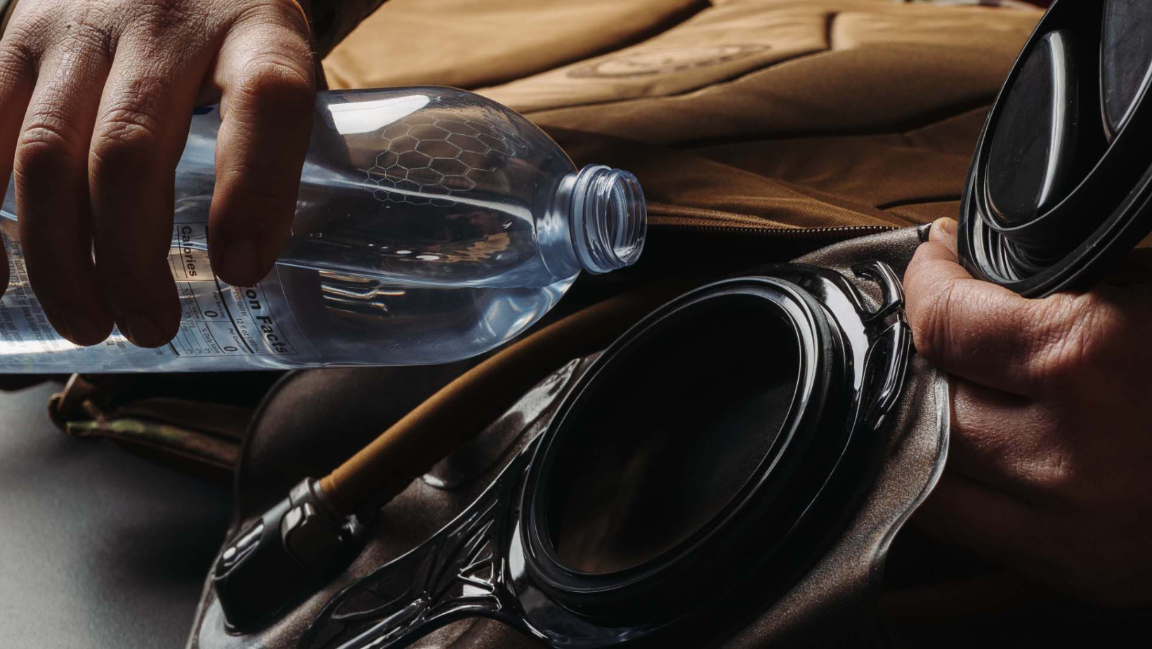Hydration pack cleaning