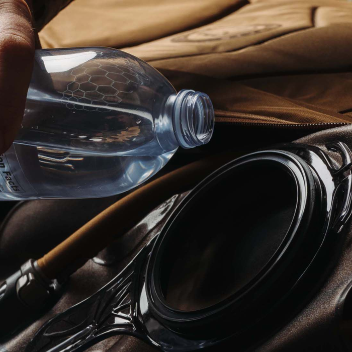 Hydration pack cleaning