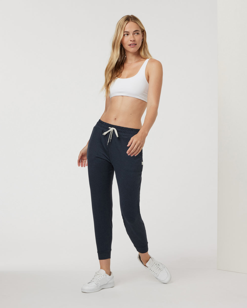 Vuori Performance Jogger Midnight Heather