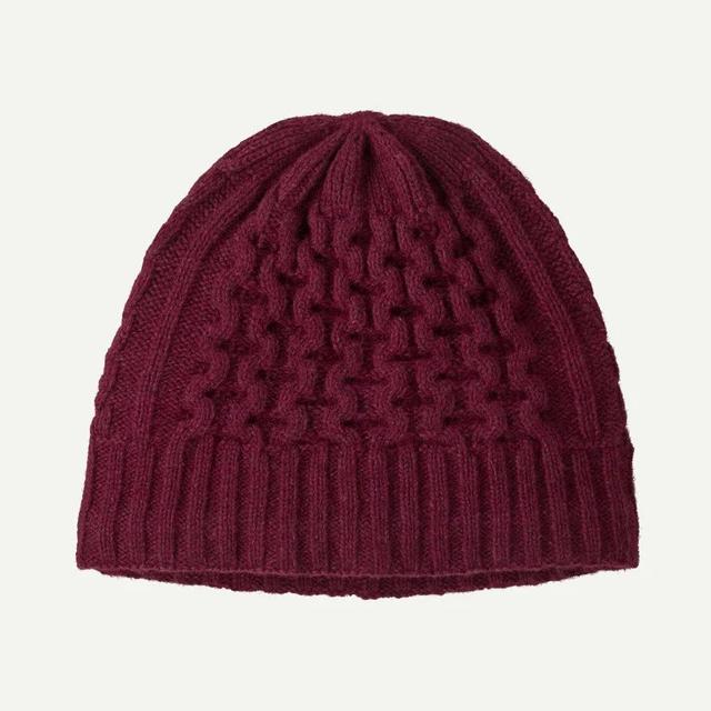 Patagonia Coastal Cable Beanie Berry Fig